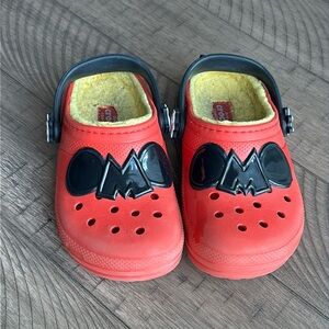 Disney Mickey Fluff CROCS Red 12c